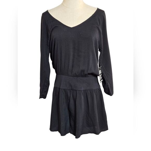 Express Black Classic Minimalist Romper Shorts NWT - Picture 1 of 7